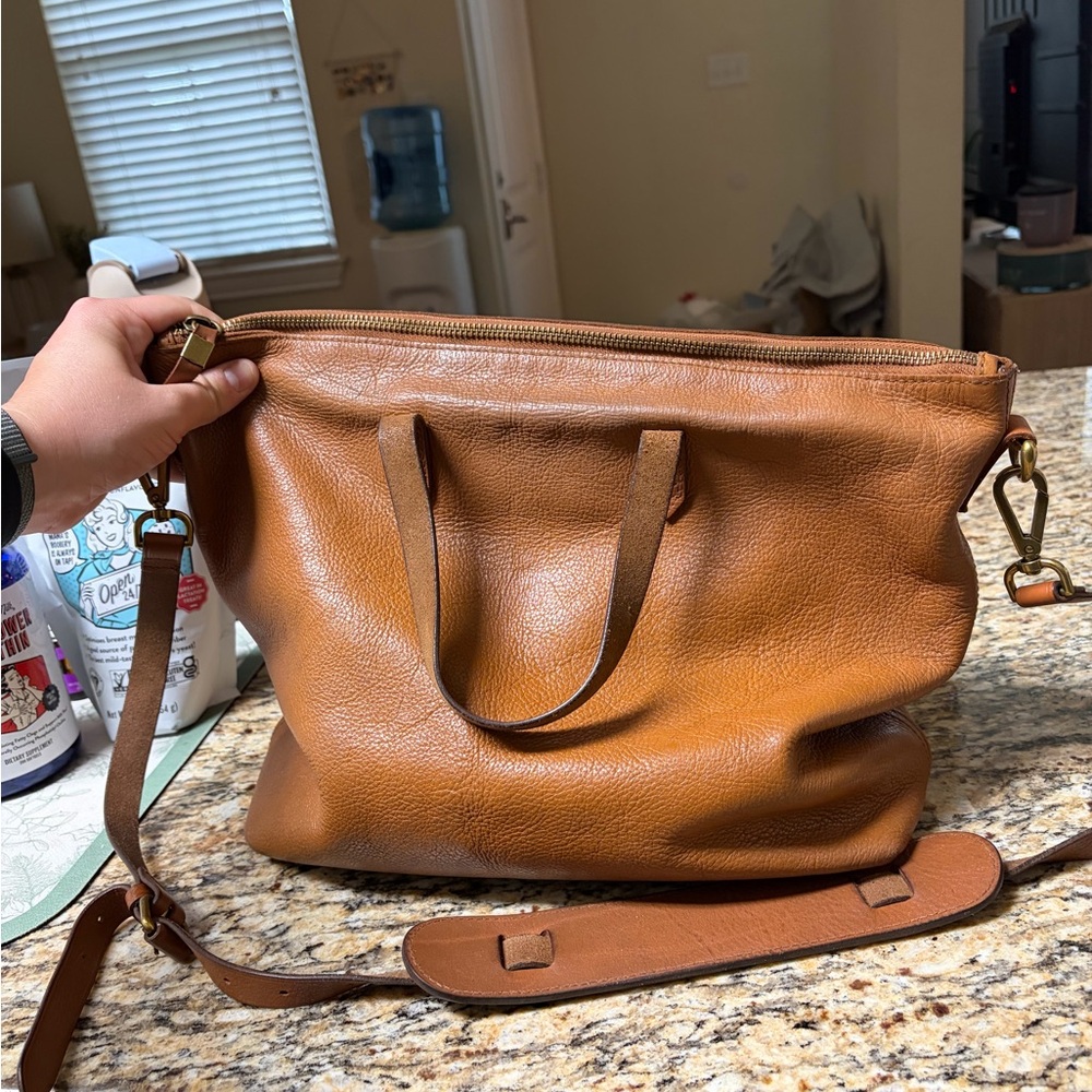 Madewell Zip-Top Caryall Bag with Strap - Picture 4 of 6